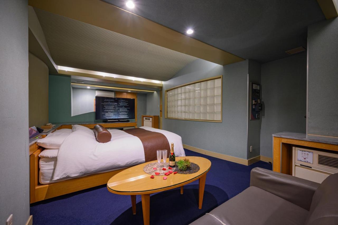 Water Hotel Mw (Adults Only) Saitama Eksteriør billede