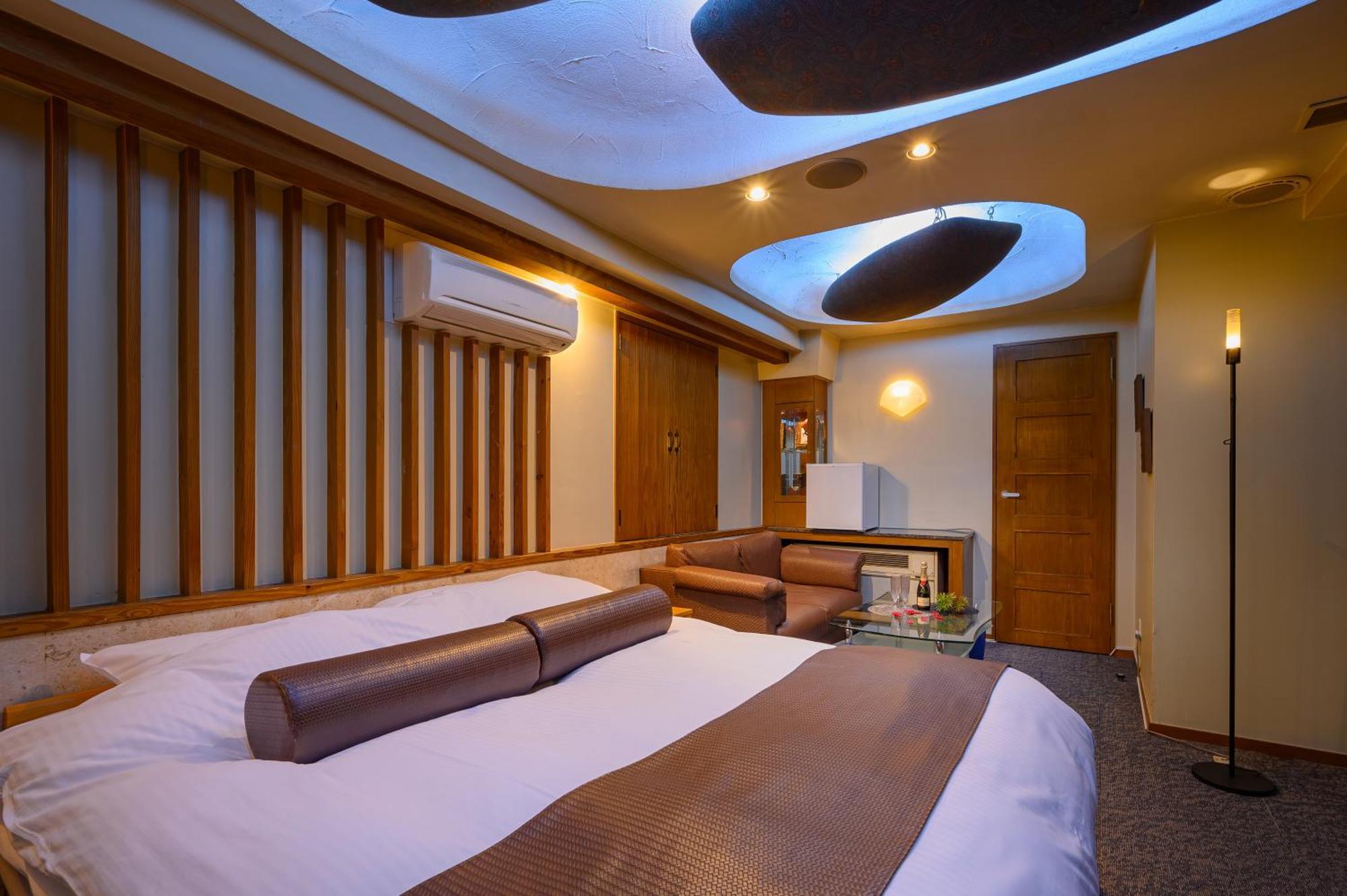 Water Hotel Mw (Adults Only) Saitama Eksteriør billede